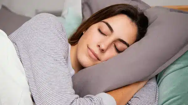 Une femme qui dort bien